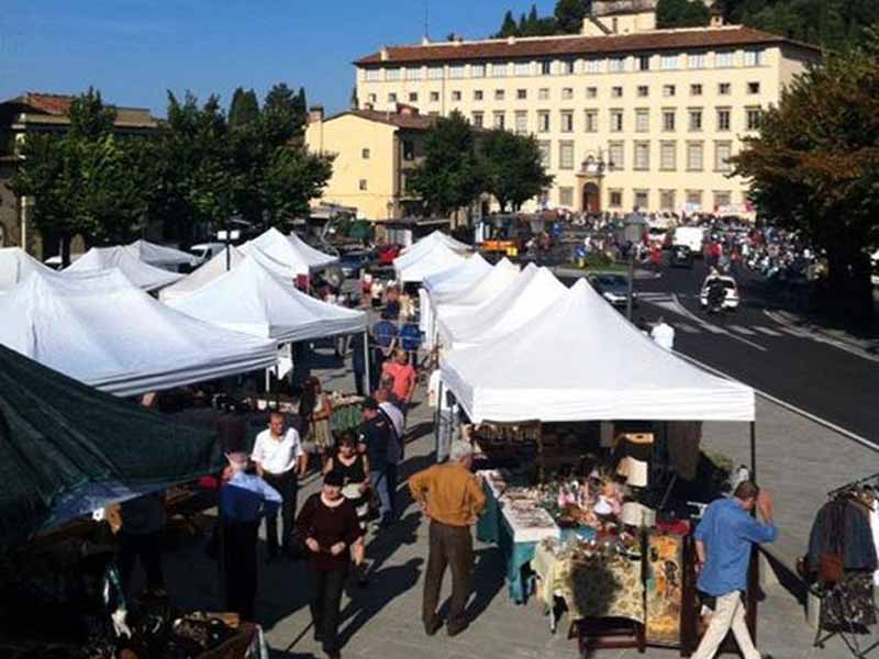 Mercato delle Pulci a Firenze - mercati dell'antiquariato a Firenze