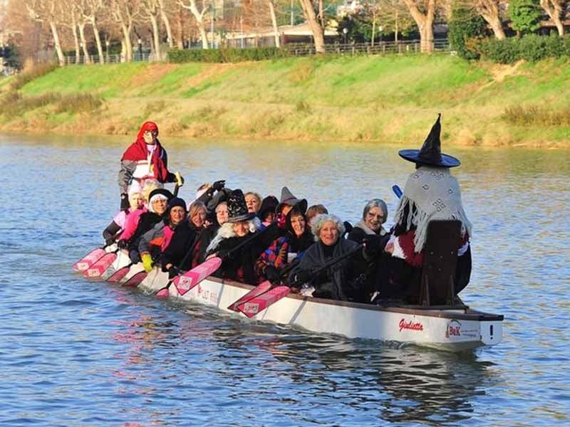 Befana canoa canottieri Firenze Epifania 2019