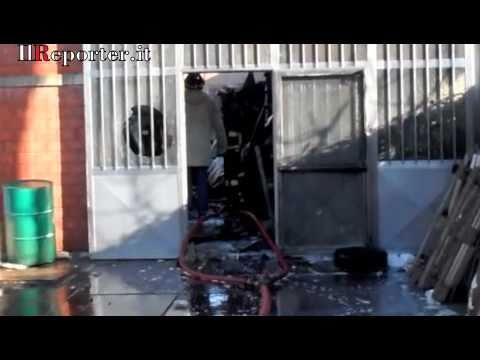 Scandicci, ditta distrutta dalle fiamme