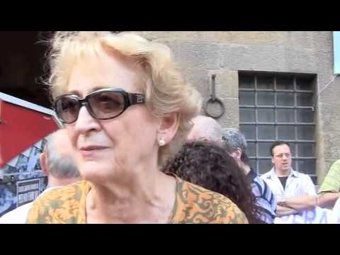 Pedonalizzazione, proteste fra catene e stornelli ‘anti-Renzi’