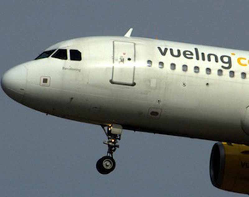 Paura in volo: atterraggio d’emergenza a Pisa