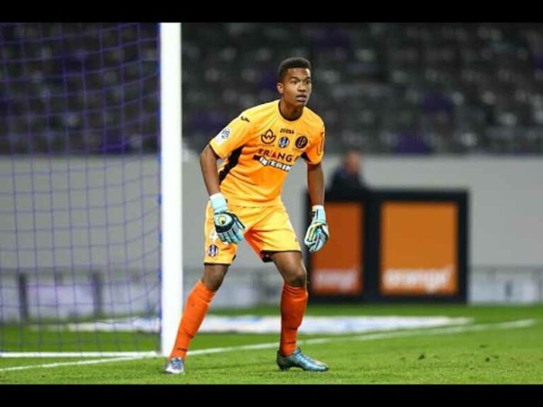 La Fiorentina nelle mani di Lafont