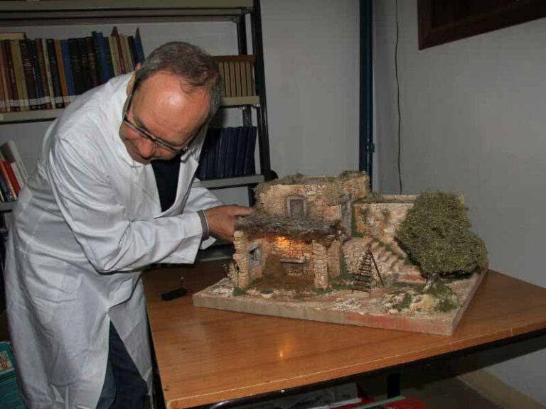 Gli ‘amici’ che vogliono salvare il presepe