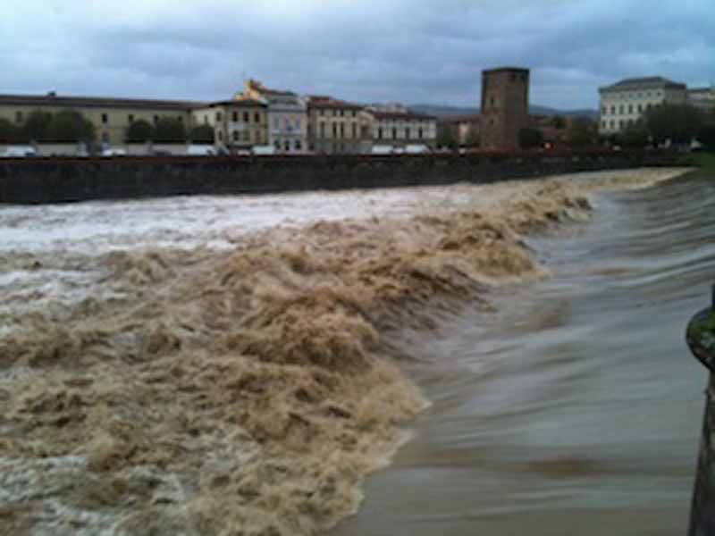 Ancora temporali in Toscana: fiumi sotto osservazione