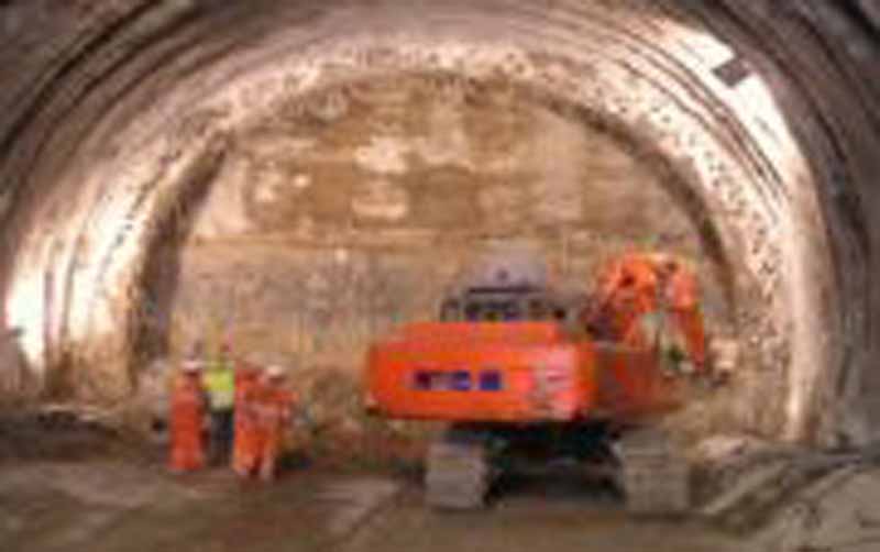 Av_cantiere