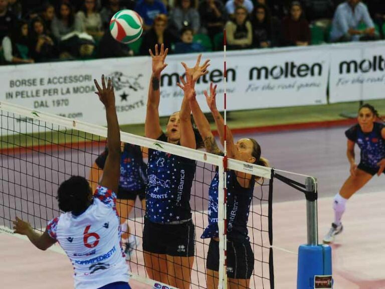 Alla Savino Del Bene il derby del volley contro il Bisonte Firenze