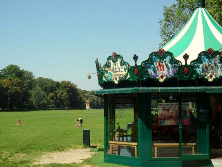”Cascine tutte pedonali’’: l’appello degli architetti