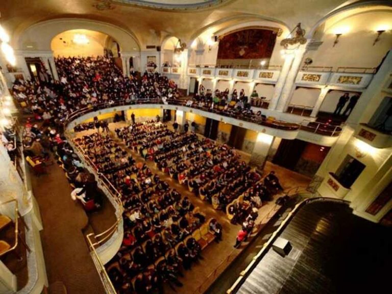La club music arriva al Cinema Odeon