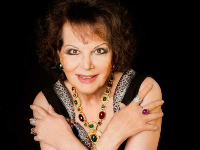 Claudia Cardinale e ‘La Strana coppia’ al Teatro Verdi