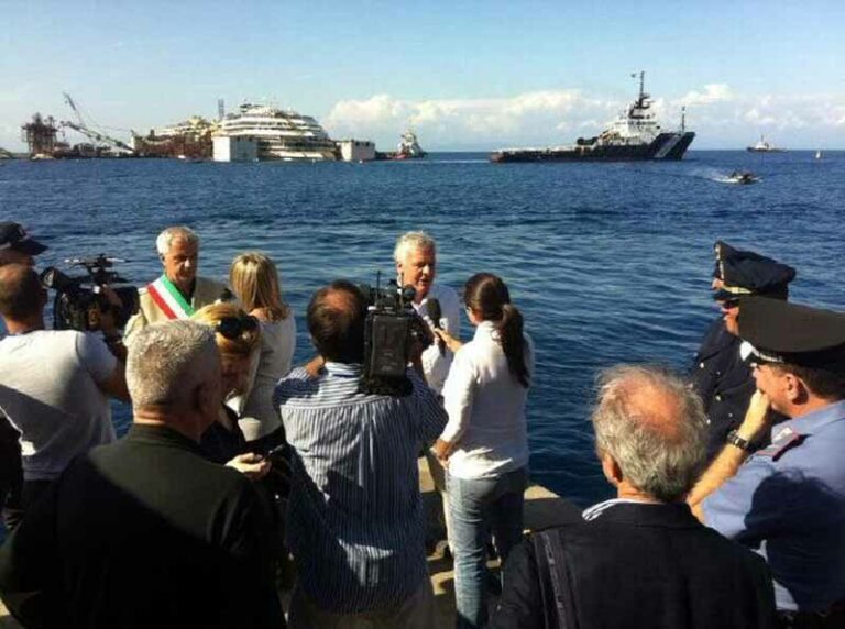 L’ultima crociera della Concordia in un tweet