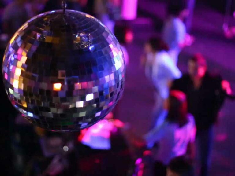 Alle porte di Firenze preservativi gratis in discoteca