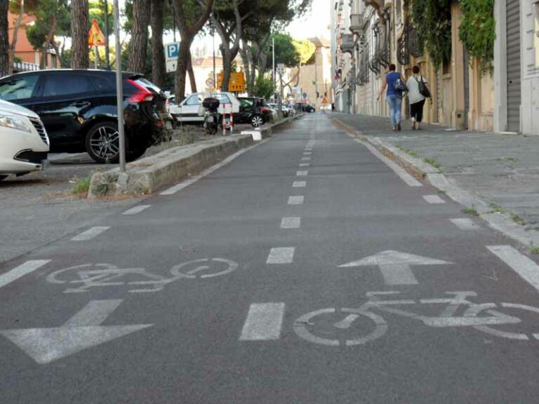 Bici: operazione “rastrelliere pulite”, tappa a Firenze sud