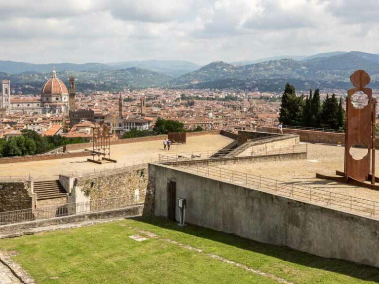 Forte Belvedere: a Firenze la mostra di Mattiacci