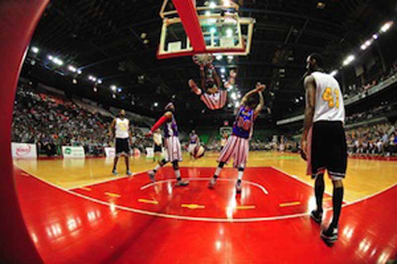 In duemila al Mandela Forum per gli Harlem Globetrotters