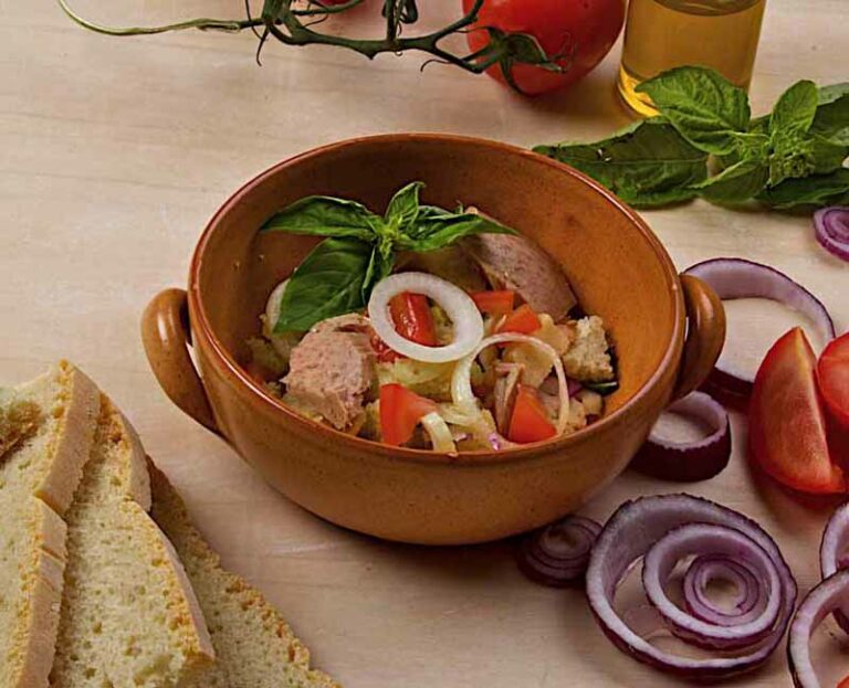 Sfida all’ultima panzanella. E il vincitore va in cucina con lo chef