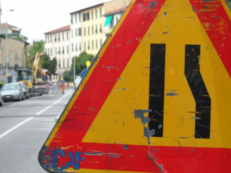 Via Pisana chiusa per lavori, gli itinerari alternativi