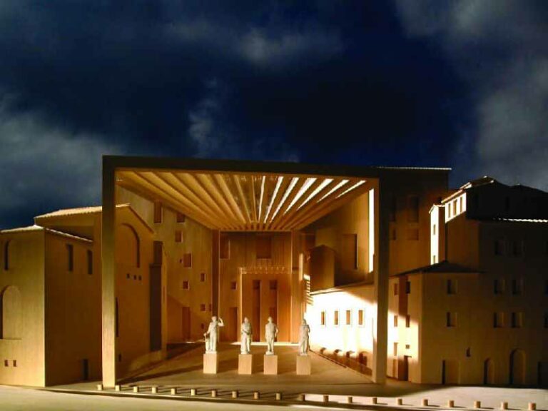 Gli architetti: ”La Loggia Isozaki va fatta”