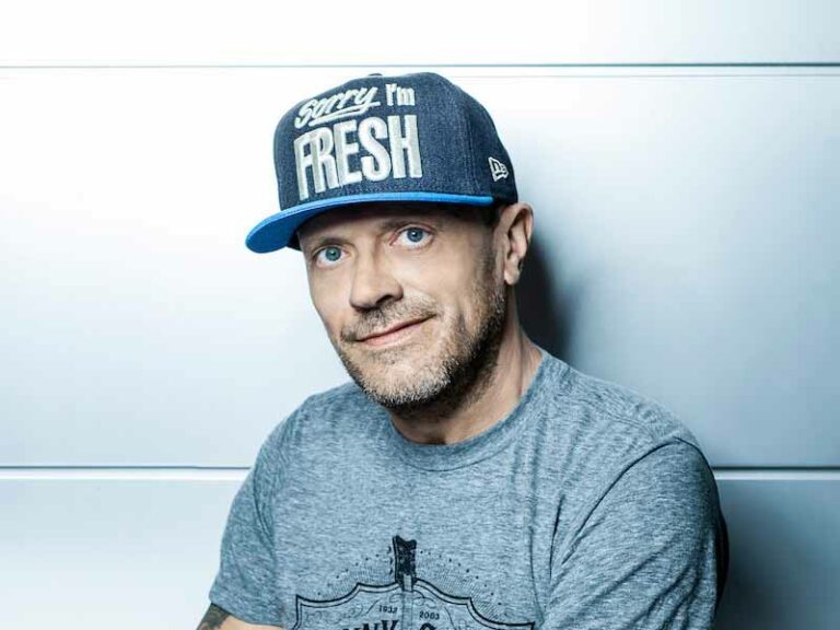 Max Pezzali alla Visarno Arena: prima del concerto Italia-Germania