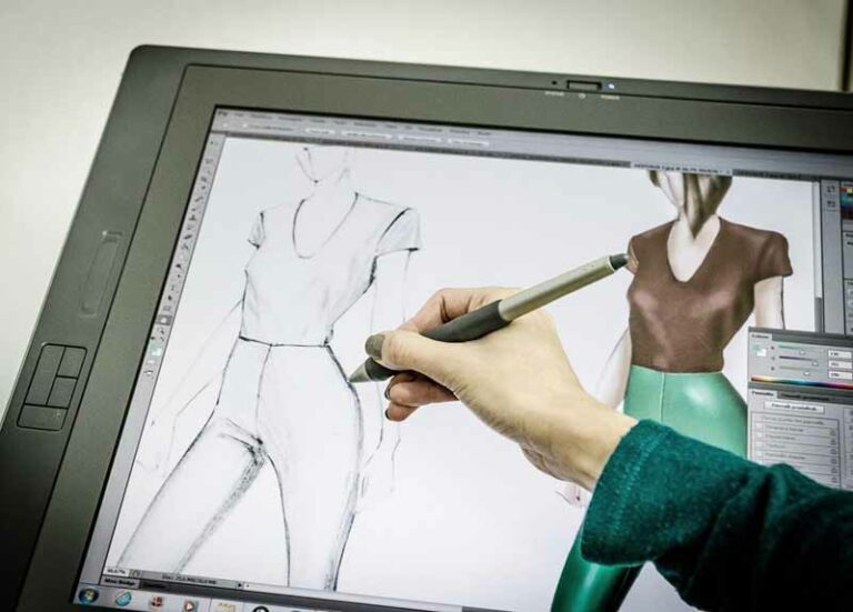 Figurinisti, modellisti e fashion designer: l’86% trova lavoro a sei mesi dal diploma