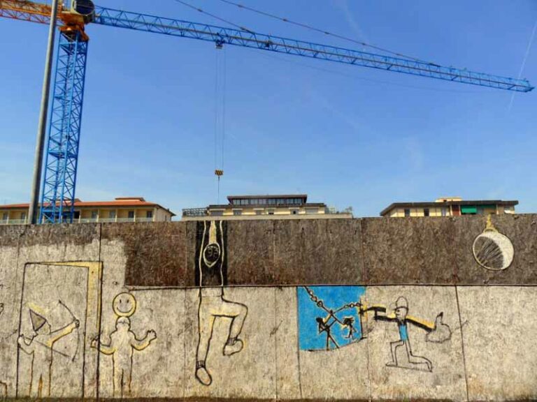 Se il cantiere si fa murales