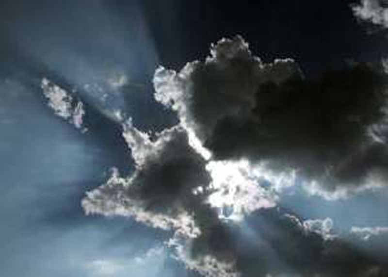 Meteo: nuvole e qualche pioggia. Peggioramenti da sabato sera
