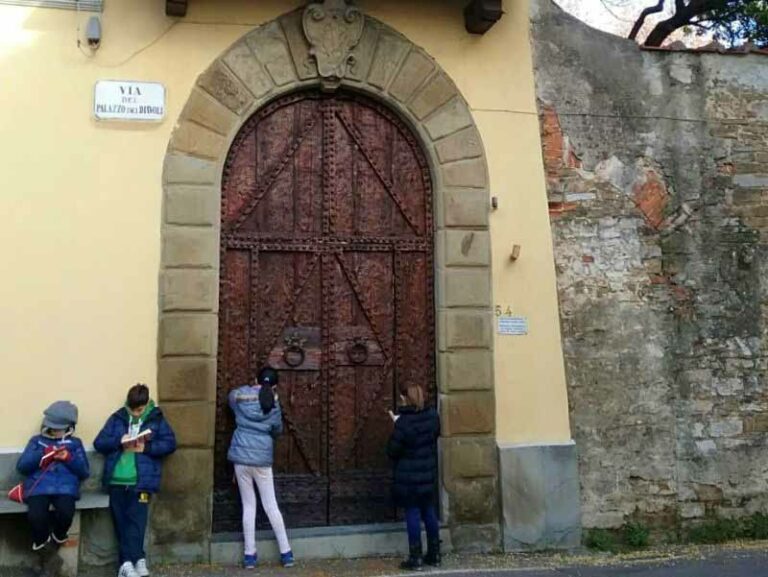 A caccia dei misteri di via Palazzo dei Diavoli