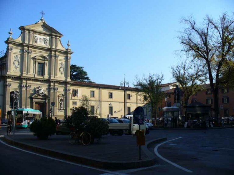 Lavori in piazza San Marco, spostate le fermate dei bus