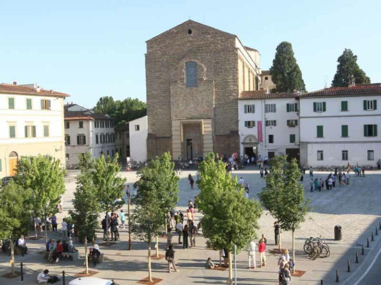 Com’è cambiata piazza del Carmine