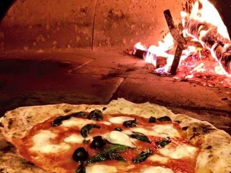 Alle Cascine la pizza è gratis (per solidarietà)