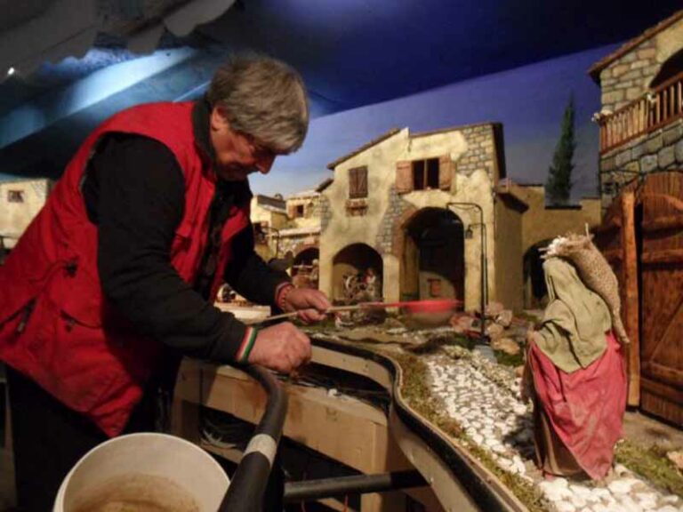 Dietro le quinte del presepe ai Bassi (Argingrosso)