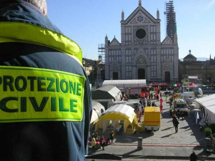 terremoto cosa fare comportamenti casa protezione civile Firenze