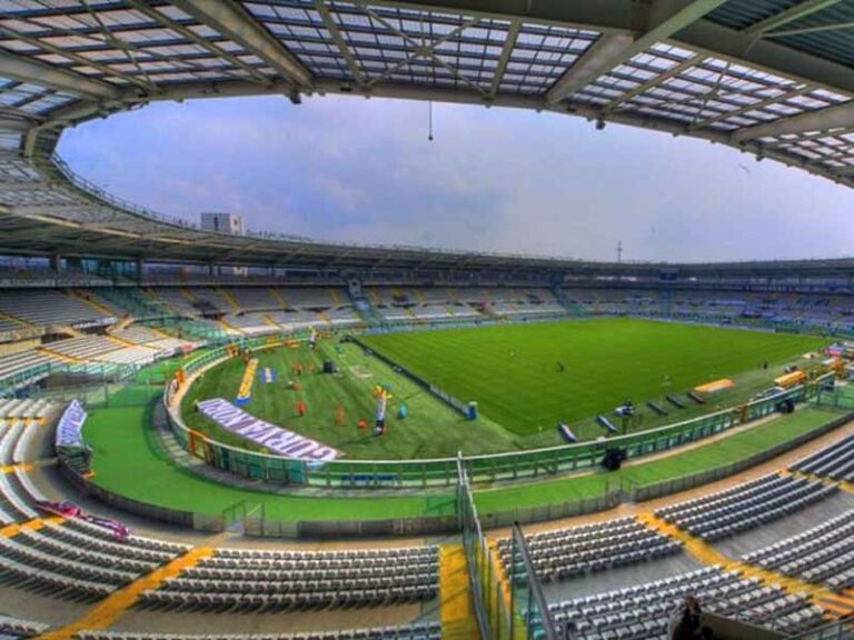 Fiorentina, partenza col botto a Roma