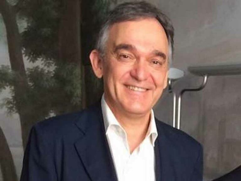 Turismo balneare in crisi? Rossi chiede aiuto ai vip toscani