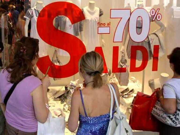 Fino a quando durano i saldi estivi a Firenze (e in Toscana)
