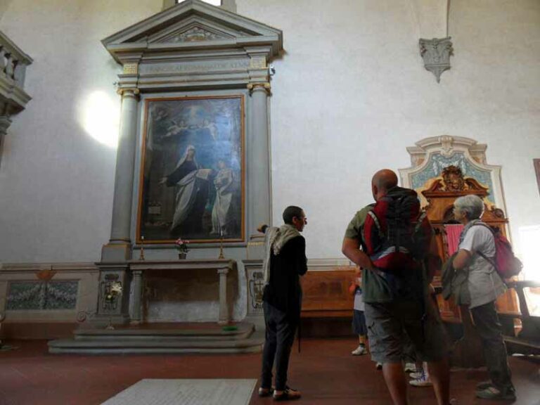 Poeta e cantante riaprono la chiesa