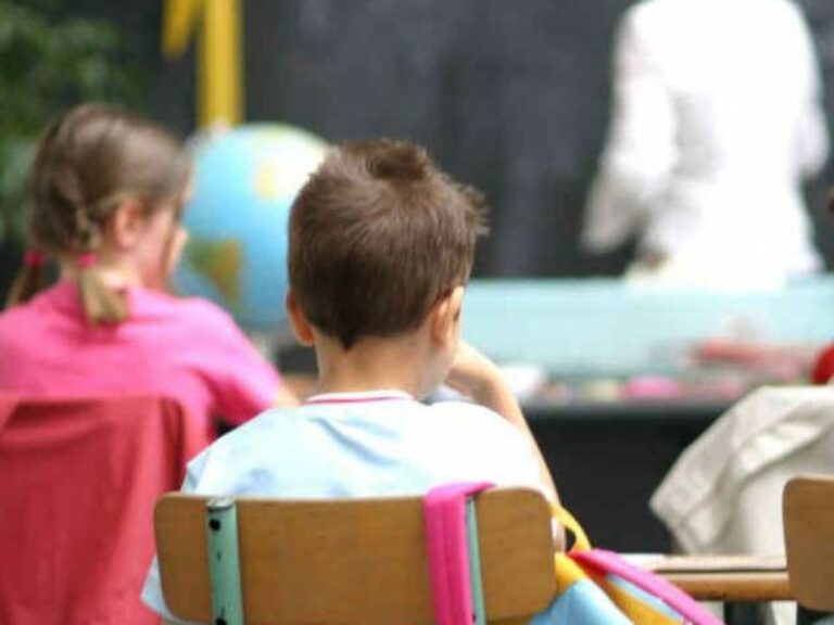 Povertà, un aiuto per l’educazione dei bambini