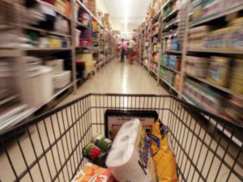 Calano i consumi in Toscana: – 15% per la spesa familiare