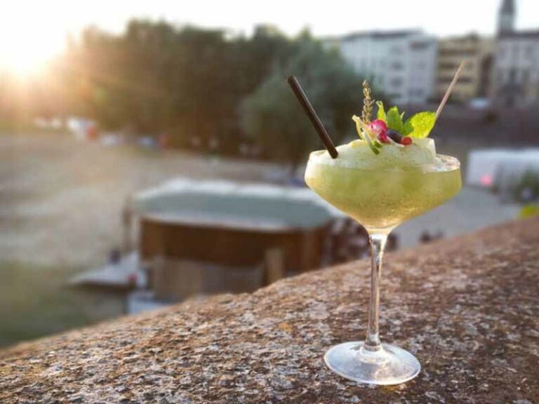 Movida ‘on the river’: i locali (estivi) lungo l’Arno