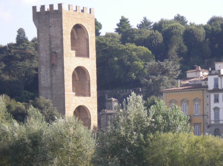 Una Firenze mozzafiato dalla torre di San Niccolò