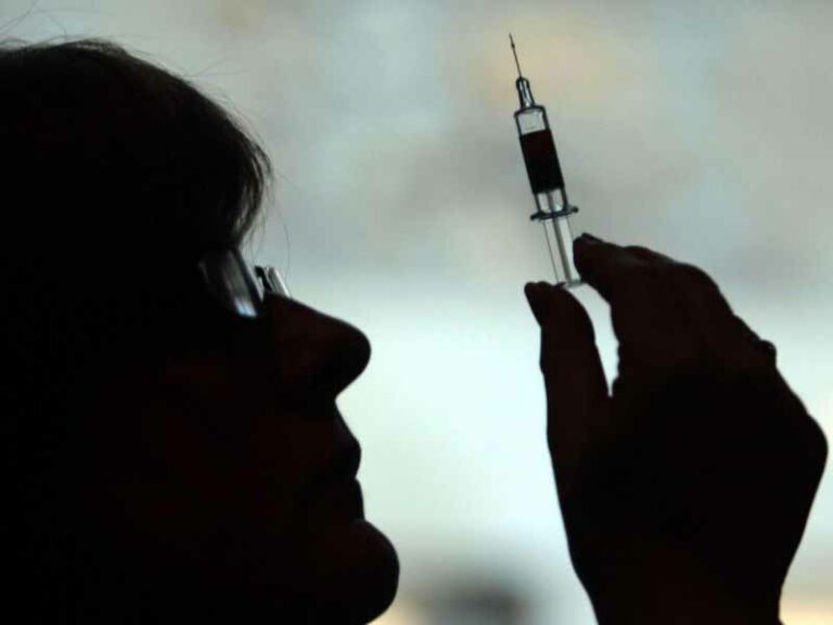 Meningite, ”Vaccino in arrivo”