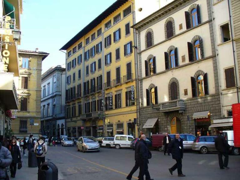 Via Nazionale cambia senso