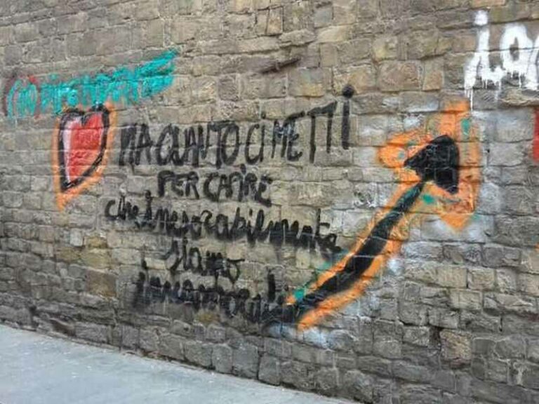 Imbratta muro di Sant’Ambrogio. Writer ”romantico” si pente
