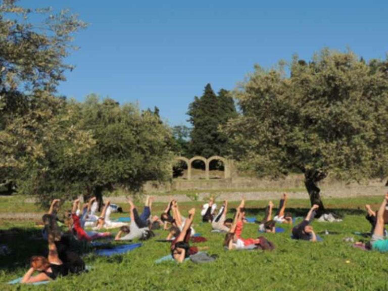 Yoga nelle terme dei romani a Fiesole