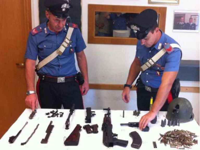 Sparano in poligono a cielo aperto, in 3 nei guai