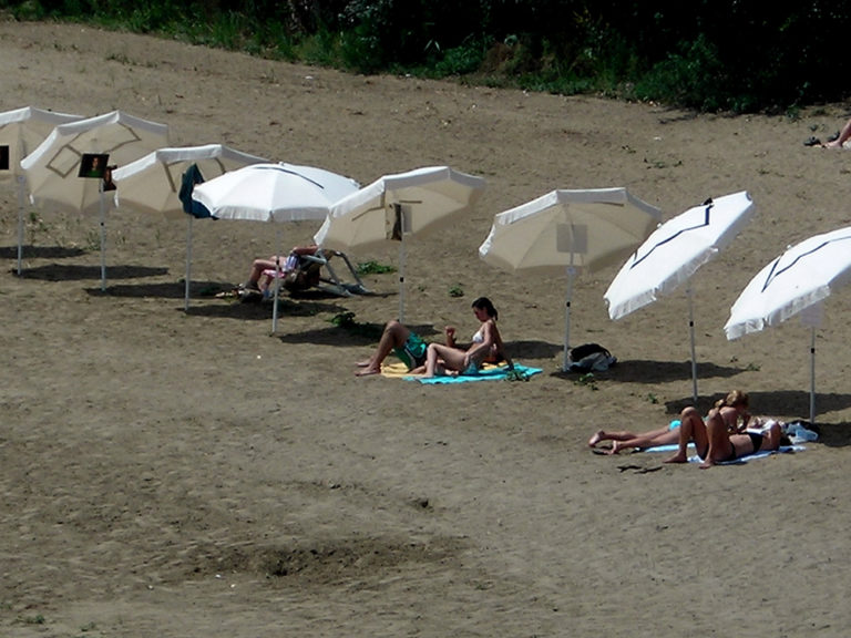 Tutti in spiaggia (sull’Arno)