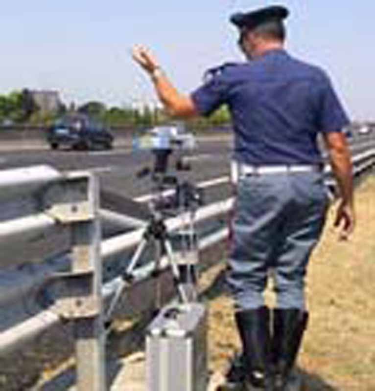 Velocità al volante, arriva la campagna ”Speed”: controlli lungo le strade