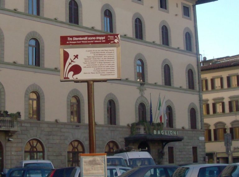 Shopping e piogga, lunghe attese per i bus. Con aneddoti alle fermate