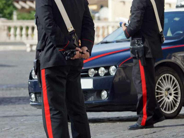 Stupro studentesse, carabiniere condannato a 4 anni e 8 mesi