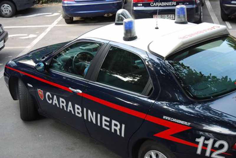 ”Fanno prostituire la figlia adottiva minorenne con gli anziani”: tre arresti