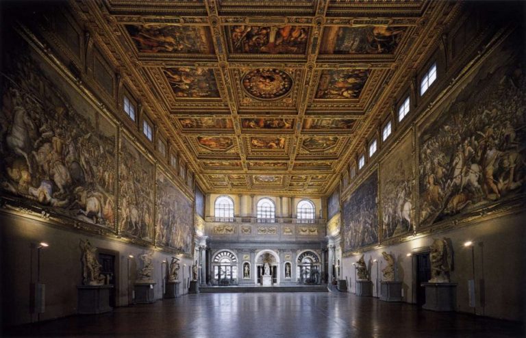 Carolina di Monaco a Palazzo Vecchio. E’ il Ballo del Giglio